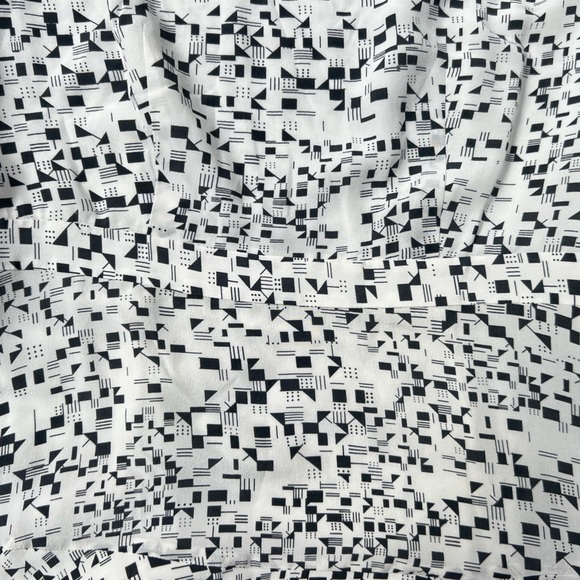 REISS Silk Dress White black geometric print - Picture 5 of 12